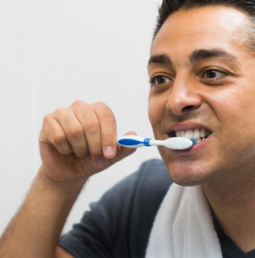 dis-temizliginde-yapilan-bu-hata-kalp-sagligini-bitiriyor!-uzmanlar-riske-karsi-uyardi