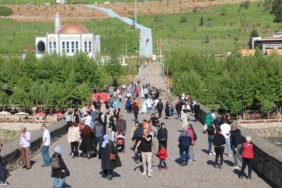 depremden-sonra-turizmde-hareketlilik-basladi