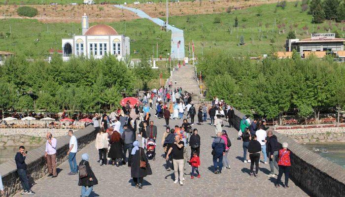 depremden-sonra-turizmde-hareketlilik-basladi