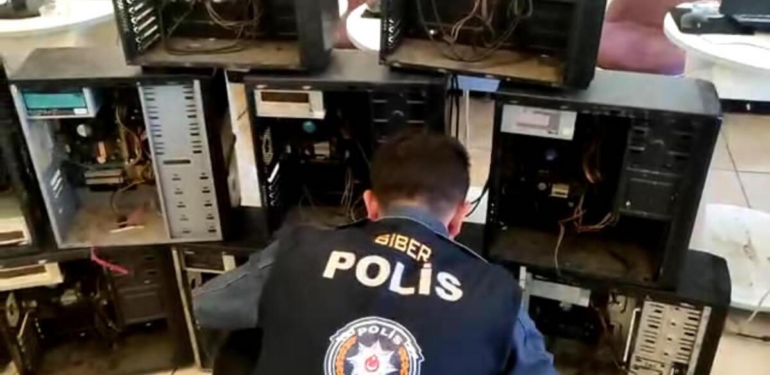 Diyarbakır’da yasa dışı bahis çetesine ‘Son Fön’ operasyonu: 11 gözaltı