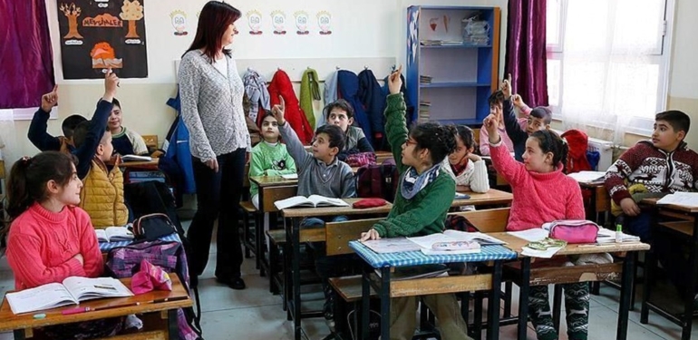 Bakan Özer’den “Ek atama müjdesi gelir mi?” sorusuna yanıt