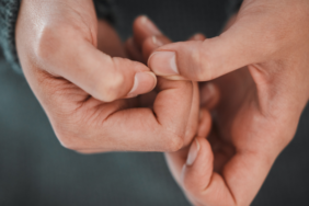 parmak-testiyle-akciger-kanseri-riskinizi-ogrenin!-bu-basit-testi-evde-deneyebilirsiniz