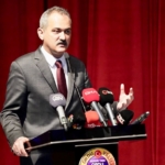 bakan-ozer:-okul-oncesi-egitimden-ucret-alinmayacak