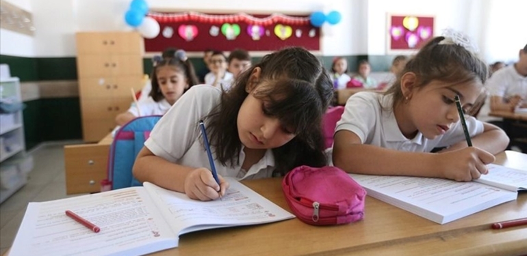 15 Mayıs’ta okullar tatil mi? Seçimden sonraki gün okullar tatil mi olacak?