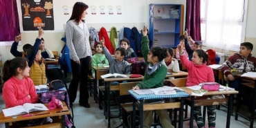 kariyer-basamaklari-sinavi-ne-zaman-yapilacak?-ogretmenlik-kariyer-basamaklari-sinav-takvimini-bakan-ozer-duyurdu