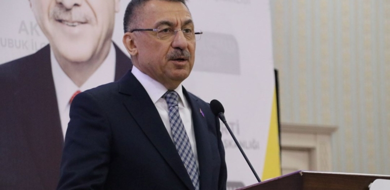 Cumhurbaşkanı Yardımcısı Oktay: Ev hanımlarının emekliliğine destek vereceğiz