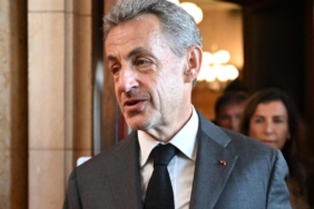 fransa’da-istinaf-mahkemesi,-sarkozy’ye-verilen-hapis-cezasini-onadi:-elektronik-kelepce-takilacak