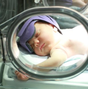 bebeklerde-sarilik-nedir,-neden-olur?-sarilik-olan-bebege-ne-yapilir,-nasil-anlasilir?