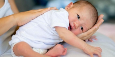 bebeklerde-hickirik-nasil-gecer,-hickiran-bebege-ne-yapilir?-bebekleri-neden-hickirik-tutar,-hickirik-doydugunu-mu-gosterir?