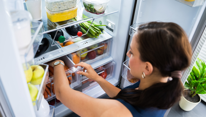 buzdolabina-konuldugunda-zehir-etkisi-yaratiyor!-buzdolabinda-saklanmamasi-gereken-5-yiyecek