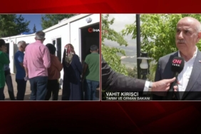 depremzedeler-neden-‘erdogan’-dedi?-bakan-kirisci-cnn-turk’te:-insanimiz-kendine-yapilanlari-unutmadi