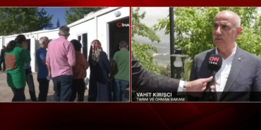 depremzedeler-neden-‘erdogan’-dedi?-bakan-kirisci-cnn-turk’te:-insanimiz-kendine-yapilanlari-unutmadi
