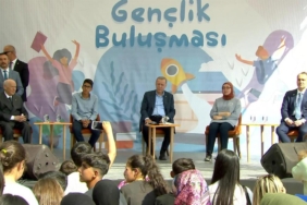 adiyaman’da-genclik-bulusmasi…-cumhurbaskani-erdogan-genclerle-bir-araya-geldi