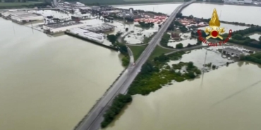 italya’da-meydana-gelen-selde-can-kaybi-14’e-yukseldi