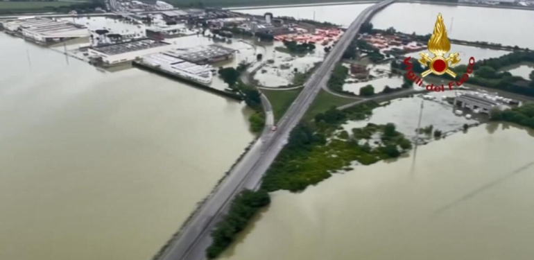 İtalya’da meydana gelen selde can kaybı 14’e yükseldi