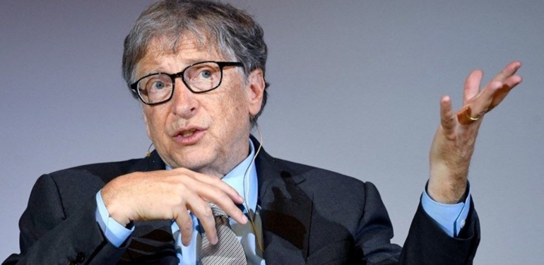Bill Gates’ten yapay zeka uyarısı: Büyük şirketlerin sonunu getirebilir