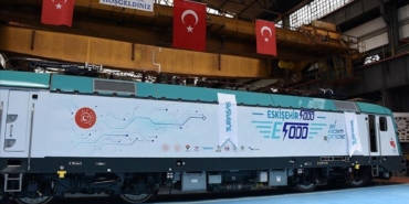 milli-elektrikli-tren-yolculu-seferlerine-bugun-basliyor