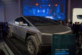 elon-musk’in-merakla-beklenen-cybertruck-adli-aracindan-ilk-goruntuler-sizdi:-sosyal-medya-ikiye-bolundu