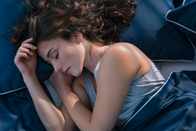 uzmanlara-gore-kolayca-uyumanizi-saglayacak-5-yiyecek!-uyku-kalitesini-artiriyor