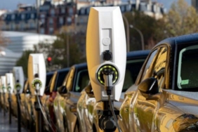 fransa-elektrikli-otomobiller-icin-ilk-pil-fabrikasini-kuruyor