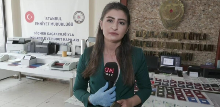 Sahte pasaport çetesine operasyon: 102 ülkeye ait sahte vize ve belgeler ele geçirildi