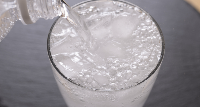 Uzmanlardan acil uyarı! Bu içecekler kalp krizine neden oluyor, böbrekleri bitiriyor