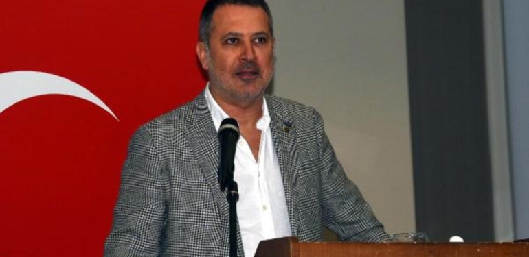 Karşıyaka Samet Aybaba, Yasin Öztekin ve Tarık Çamdal’ı istiyor!