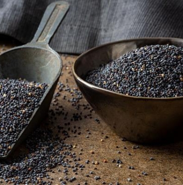 uykusuzluk-cekenler-icin-bir-avuc-yemek-bile-yeterli!-vucudu-tika-basa-vitamin-dolduruyor