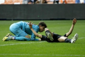 deniz-dilmen-kimdir?-kac-yasinda,-hangi-takimda-oynuyor?