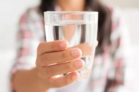 bilim-insanlarindan-onemli-aciklama:-gunde-2-litre-su-icmenize-gerek-yok!