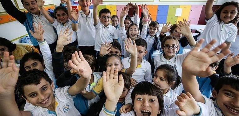 Okullar ne zaman kapanacak, karneler hangi gün alınacak? (2023 MEB okulların kapanış tarihi)