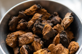 yuzyillardir-sifa-icin-kullaniliyor!-guclu-antioksidan-kaynagi-kanseri-onluyor,-kolesterolu-dusuruyor