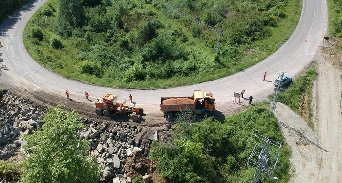 Sinop’un Ayancık ilçesinde sel sonrası çalışmalar devam ediyor