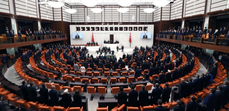 Yeni yasama döneminde gözler Meclis’te | Maaş artışlarına yönelik teklif geliyor