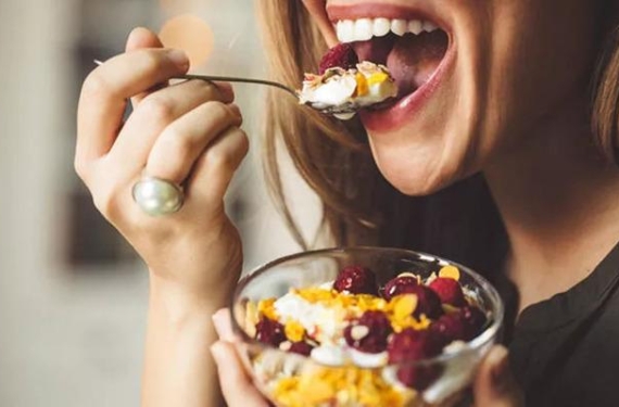 gece-acikmalarina-son!-bu-tariflerle-uzun-suren-toklugun-keyfini-cikarin