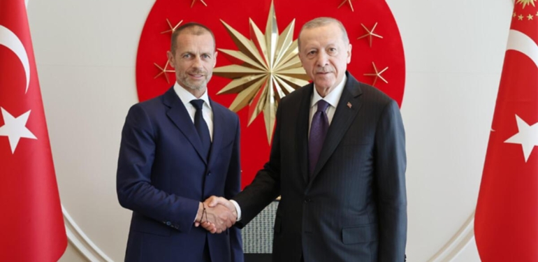 Cumhurbaşkanı Erdoğan UEFA Başkanı Ceferin ile görüştü